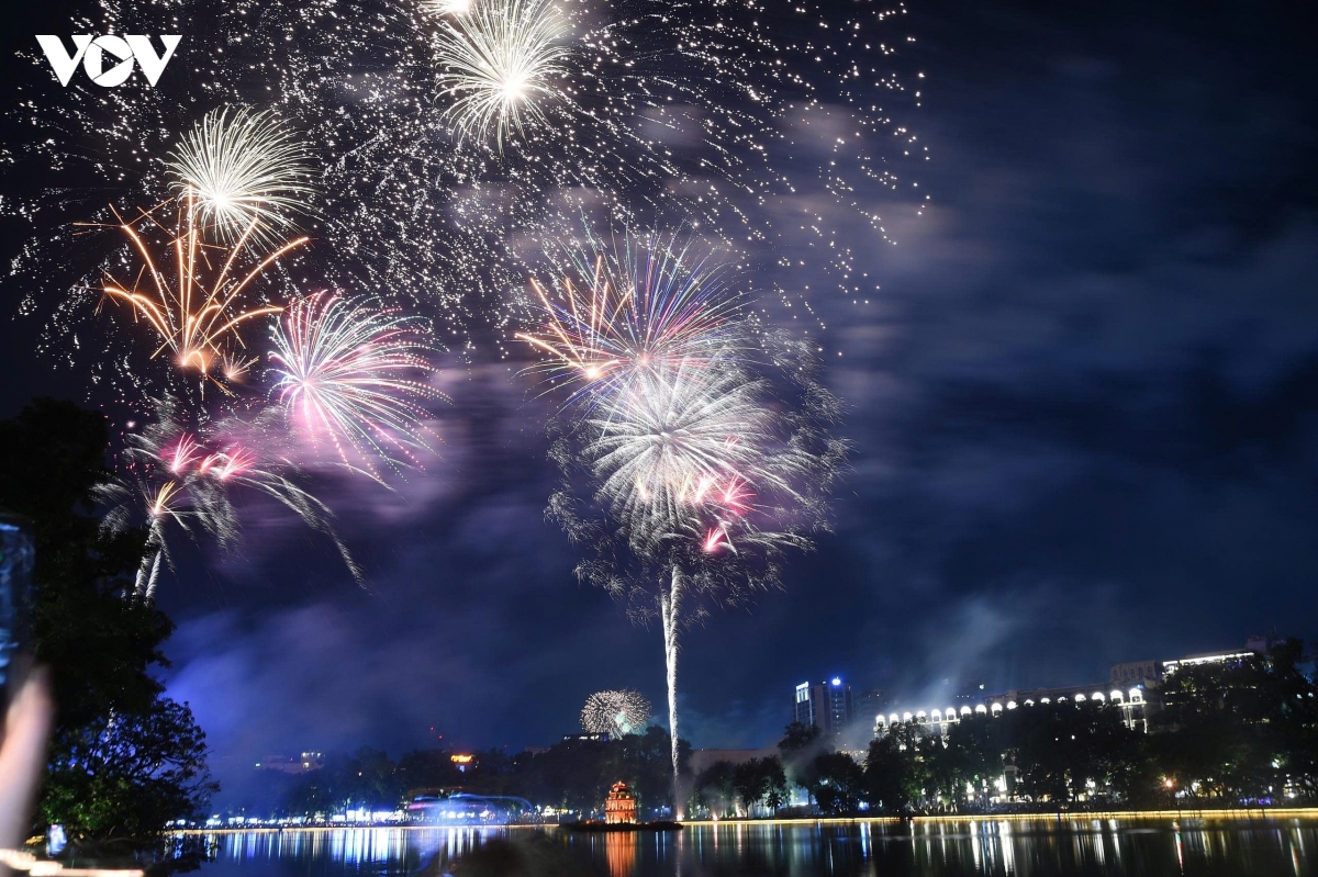 ha noi ruc ro phao hoa mung quoc khanh hinh anh 4
