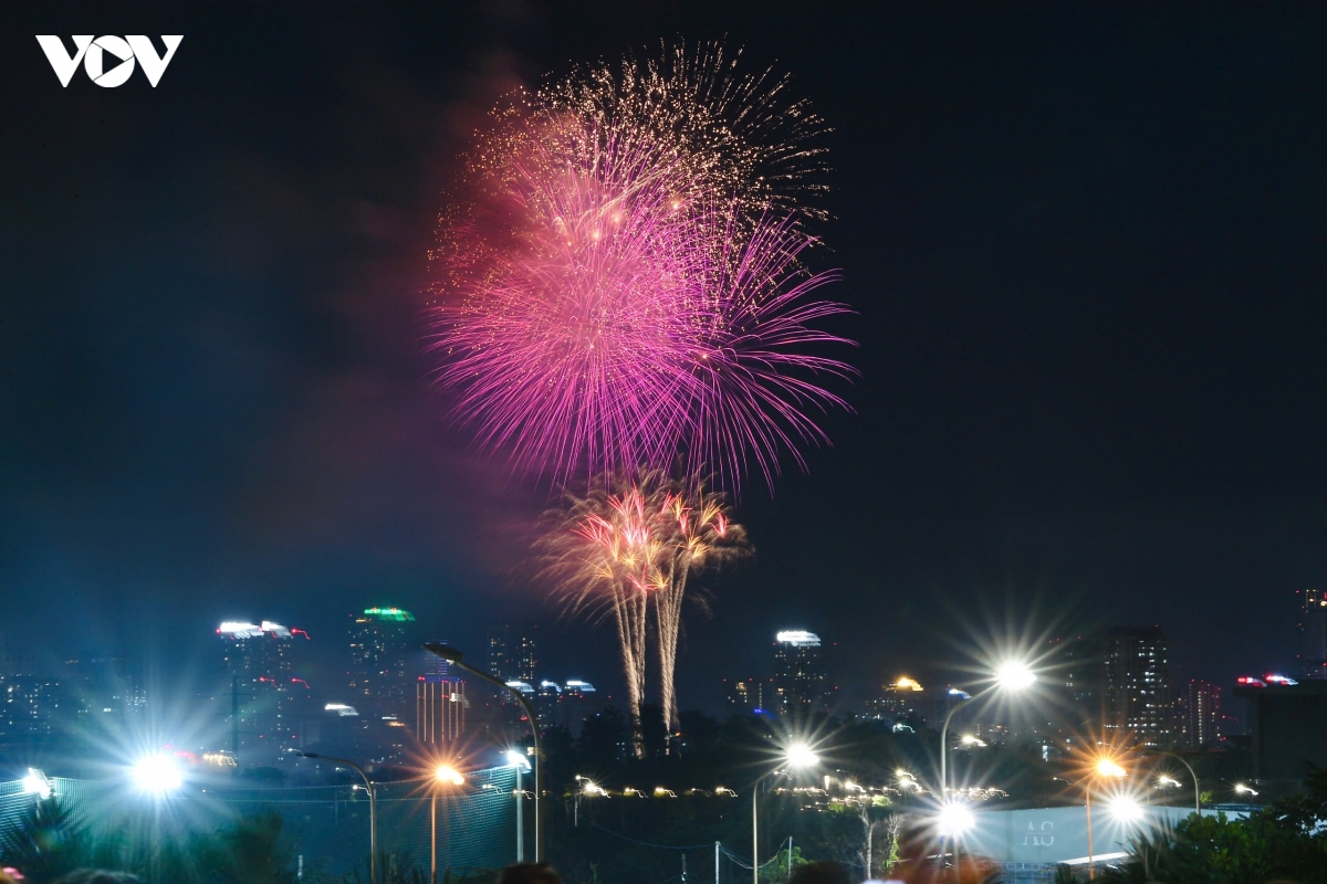ha noi ruc ro phao hoa mung quoc khanh hinh anh 9