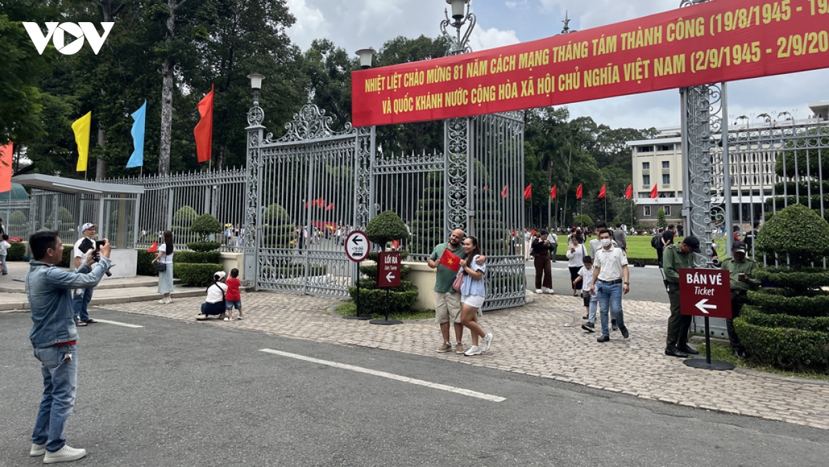 khu vui choi, dia chi do tai tp.hcm dong duc, nhon nhip trong ngay quoc khanh hinh anh 6