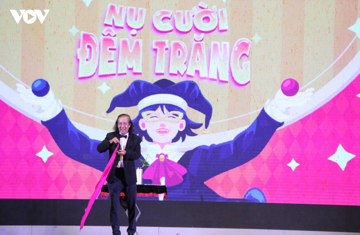 22 nam lan toa nu cuoi dem trang cho tre em kho khan hinh anh 8