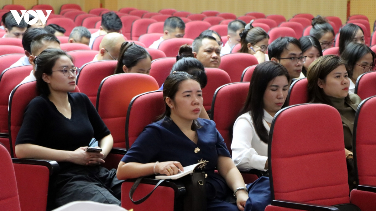 huong dan gioi kinh doanh vang, da quy phong, chong rua tien, tai tro khung bo hinh anh 2