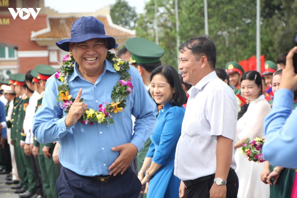 tien Doi k len duong, tiep noi hanh trinh tim dong doi tren dat campuchia hinh anh 6