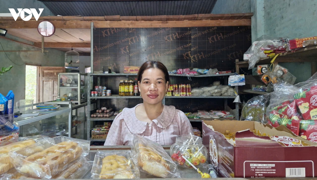 Dong bao co tu mien nui Da nang vuot kho, phat trien kinh te hinh anh 3