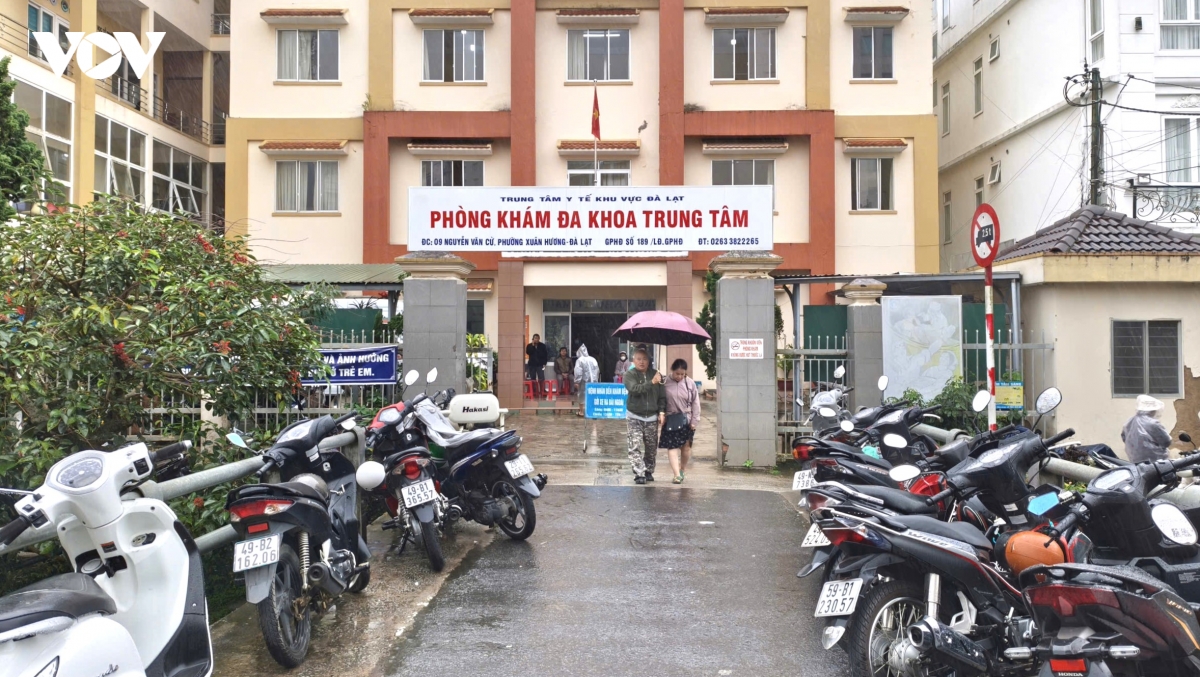 3 ca tu vong do benh tay chan mieng va sot xuat huyet tai lam Dong hinh anh 1