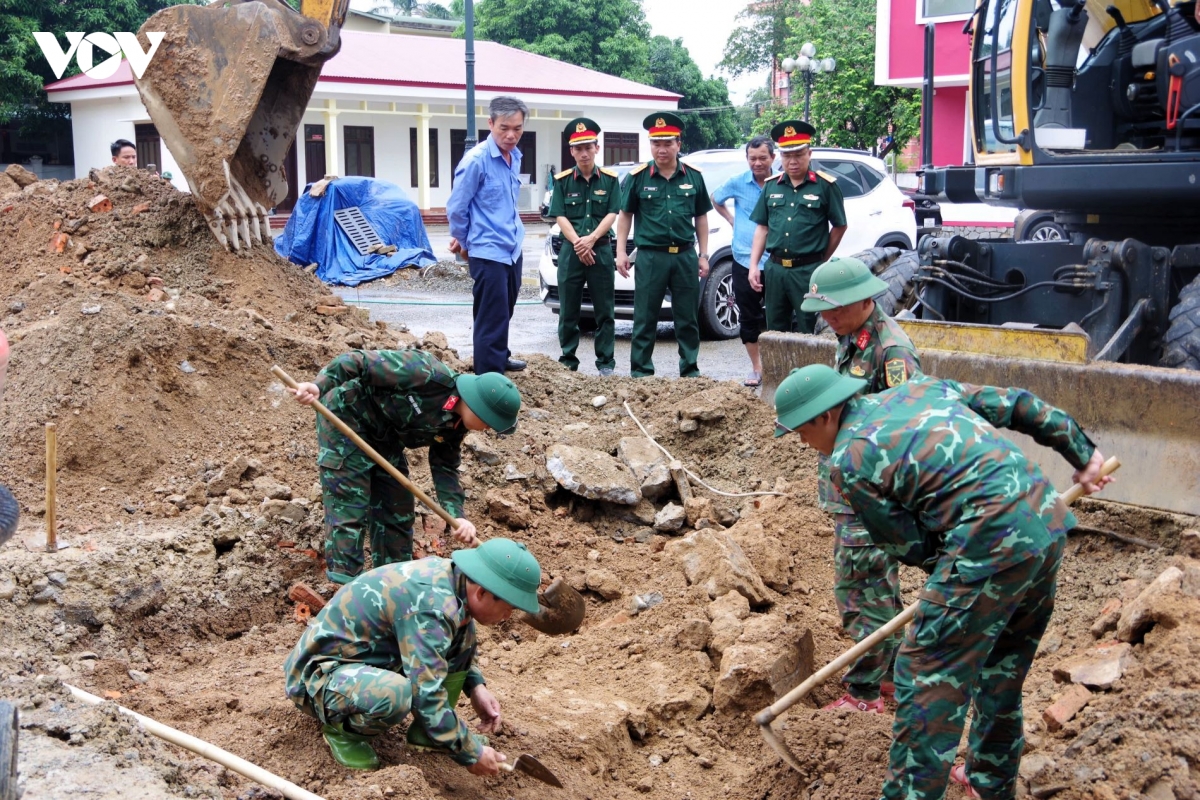 quy tap 6 hai cot liet si tai khu pho thanh co, quang tri hinh anh 1