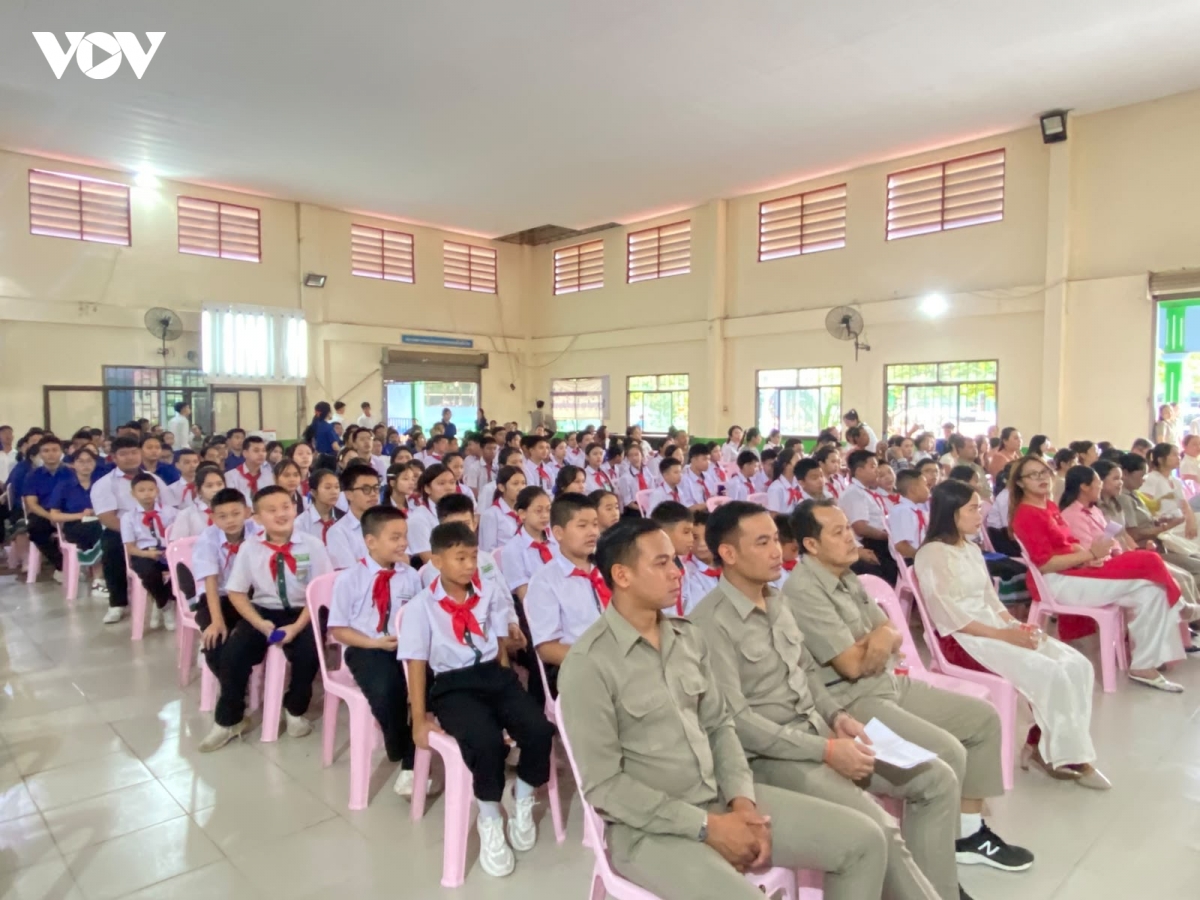 truong song ngu lao - viet nam nguyen du khai giang nam hoc 2026 - 2027 hinh anh 1