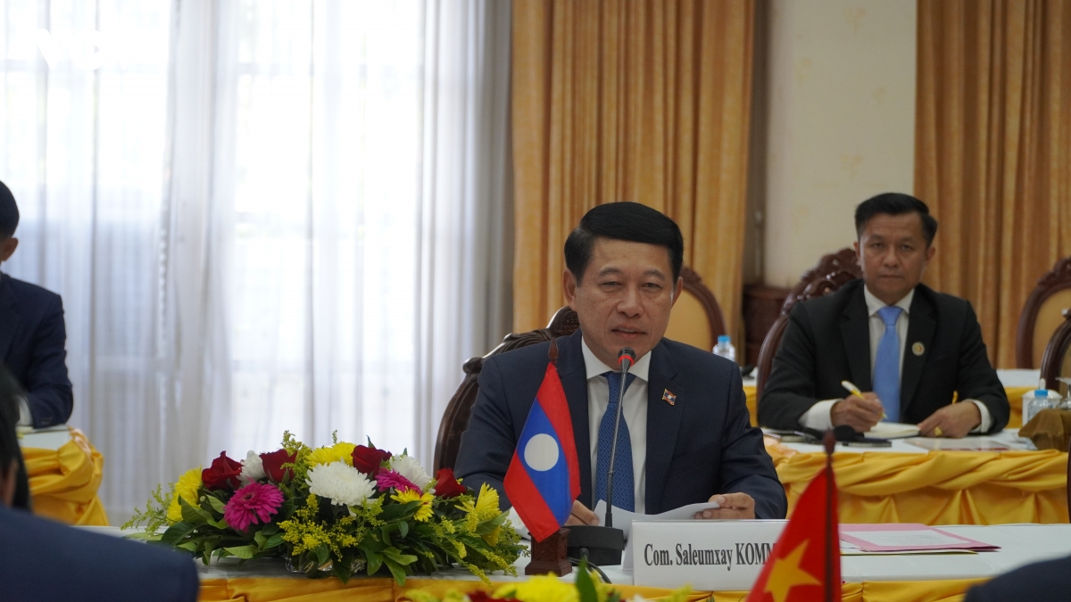 pho thu tuong thuong truc pham gia tuc tham va lam viec tai lao hinh anh 5
