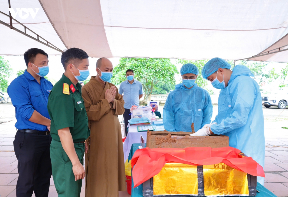 thai nguyen hoan thanh lay mau hai cot liet si chua ro thong tin hinh anh 7