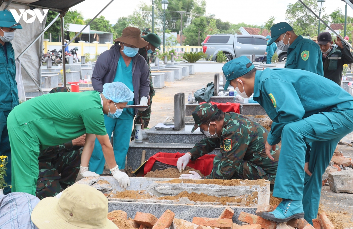 quang ngai hoan thanh lay mau adn hon 13.600 phan mo liet si hinh anh 1