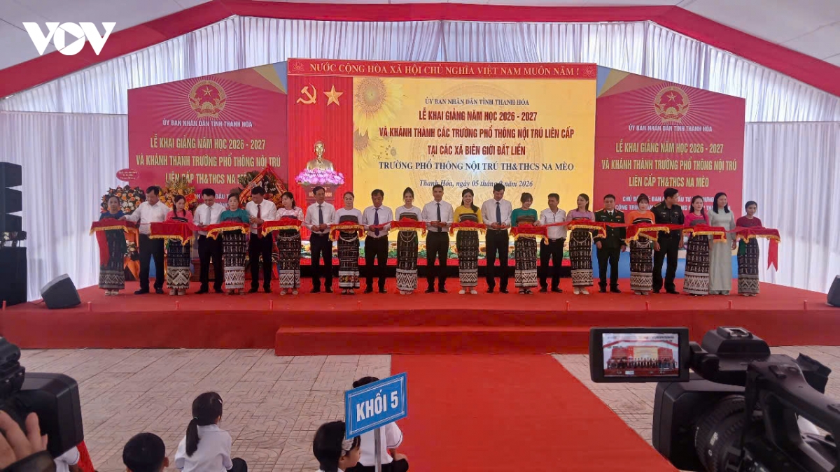 hoc sinh ca nuoc han hoan trong le khai giang nam hoc moi 2026-2027 hinh anh 341