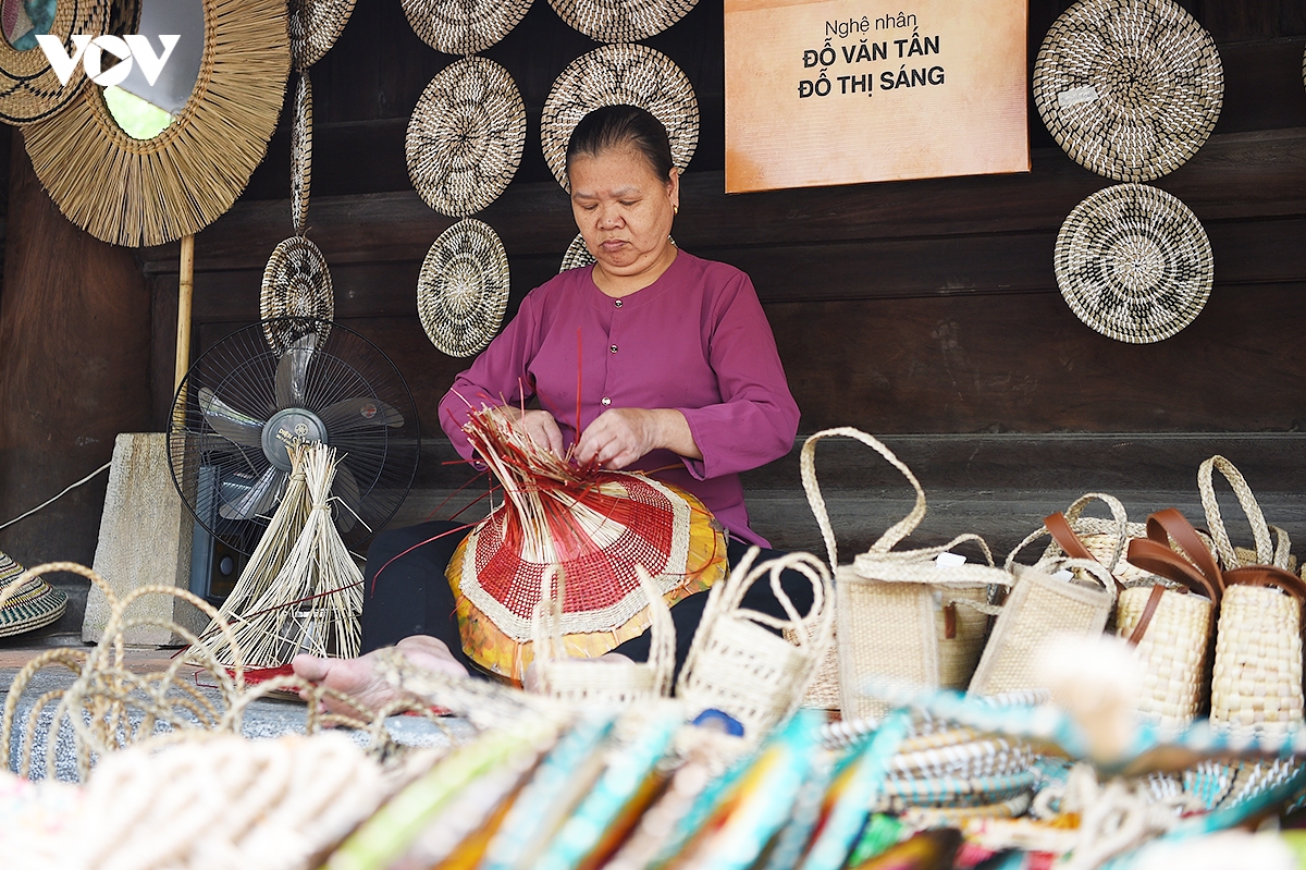 net kinh ky tu ky uc 36 pho phuong den gia tri di san thang long ha noi hinh anh 7