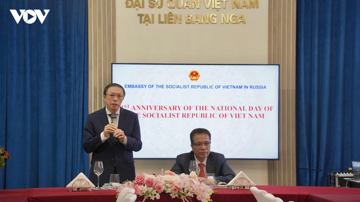 Dai su quan lao tai nga chuc mung 81 nam quoc khanh viet nam hinh anh 2