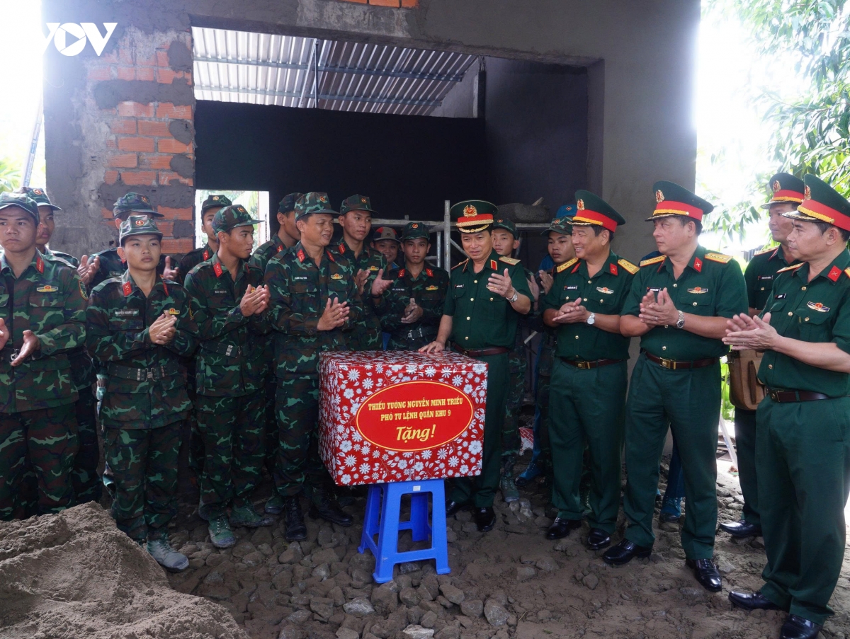 can tho no luc hoan thanh 125 can nha cho gia dinh chinh sach hinh anh 3