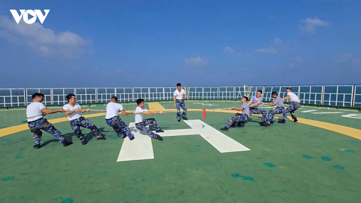 can bo, chien si thanh kinh tri an cac anh hung liet si nhan quoc khanh 2 9 hinh anh 6