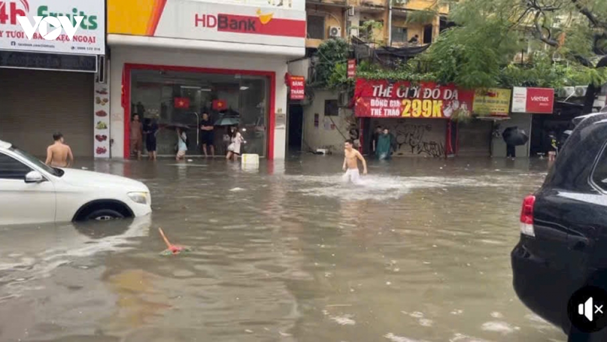 ngap ung do thi, o nhiem nguon nuoc nganh cap, thoat nuoc can giai bai toan kho hinh anh 1