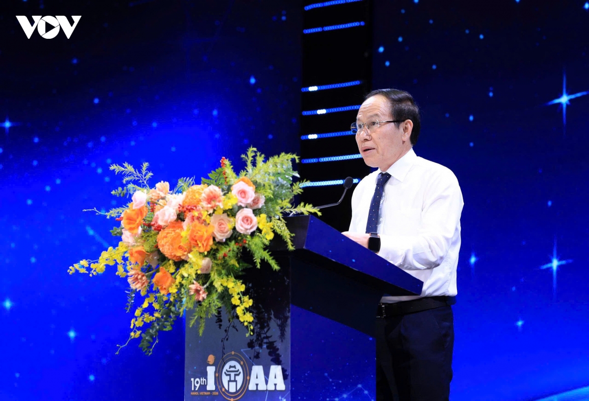 pho thu tuong du khai mac ky thi olympic thien van va vat ly thien van quoc te hinh anh 2