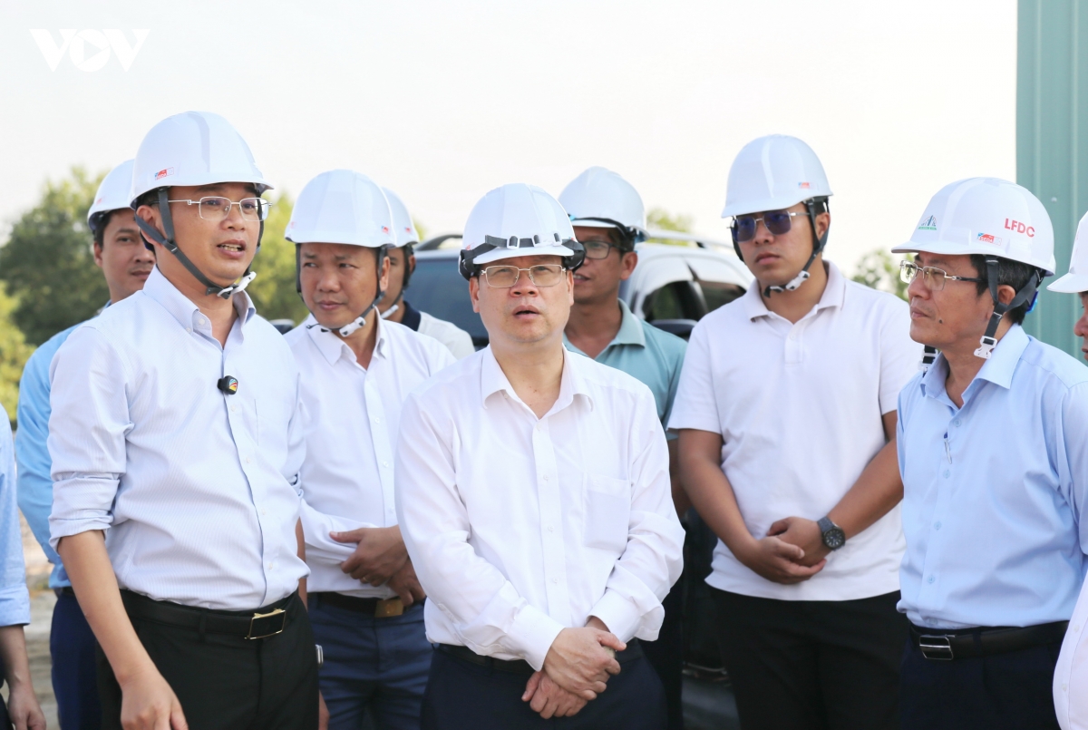 trong 8 thang, Da nang thu ngan sach vuot du toan ca nam hinh anh 1