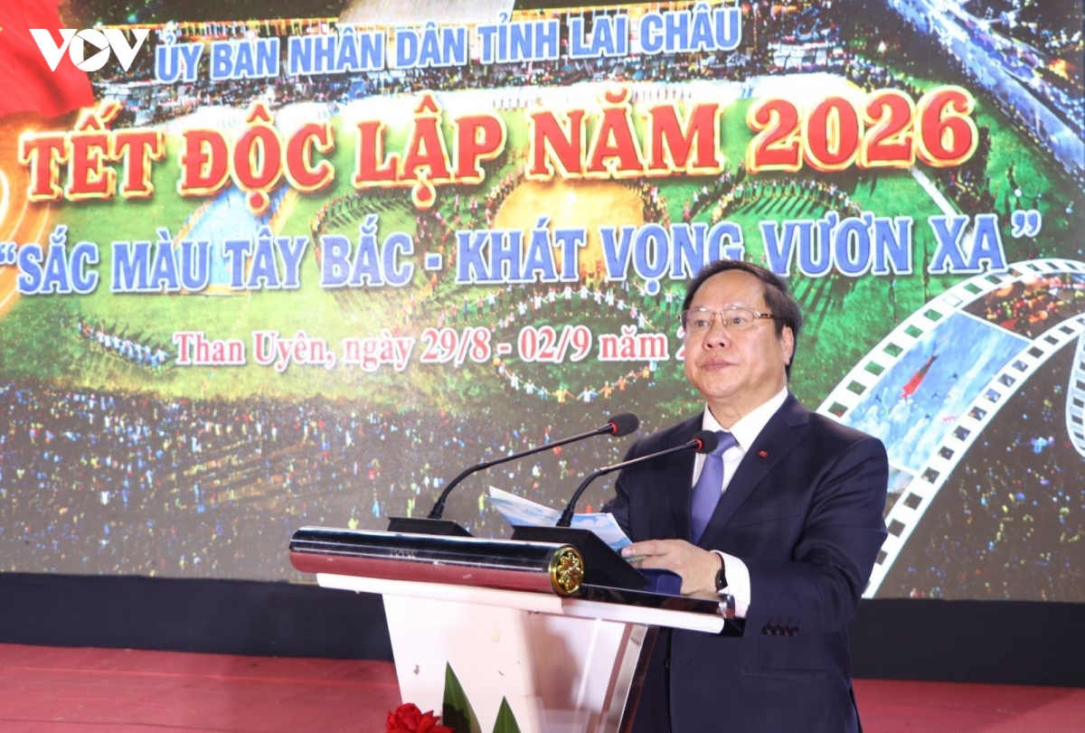 than uyen xac lap ky luc viet nam ve chuoi vong xoe doan ket hinh anh 2