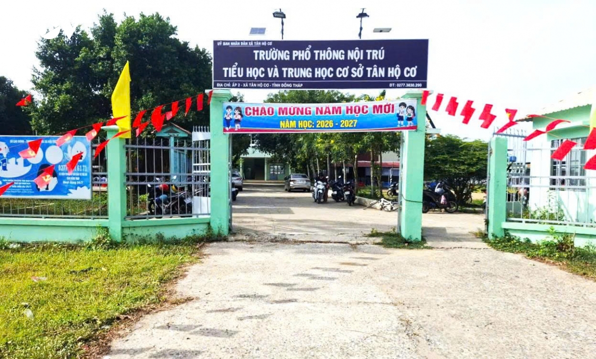 hoc sinh ca nuoc han hoan trong le khai giang nam hoc moi 2026-2027 hinh anh 247