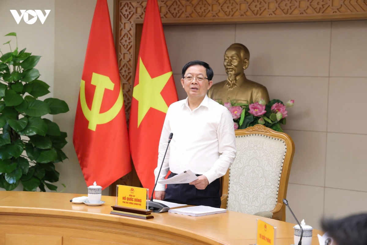 pho thu tuong ho quoc dung chu tri hop ve du an luat Dat dai sua doi hinh anh 1