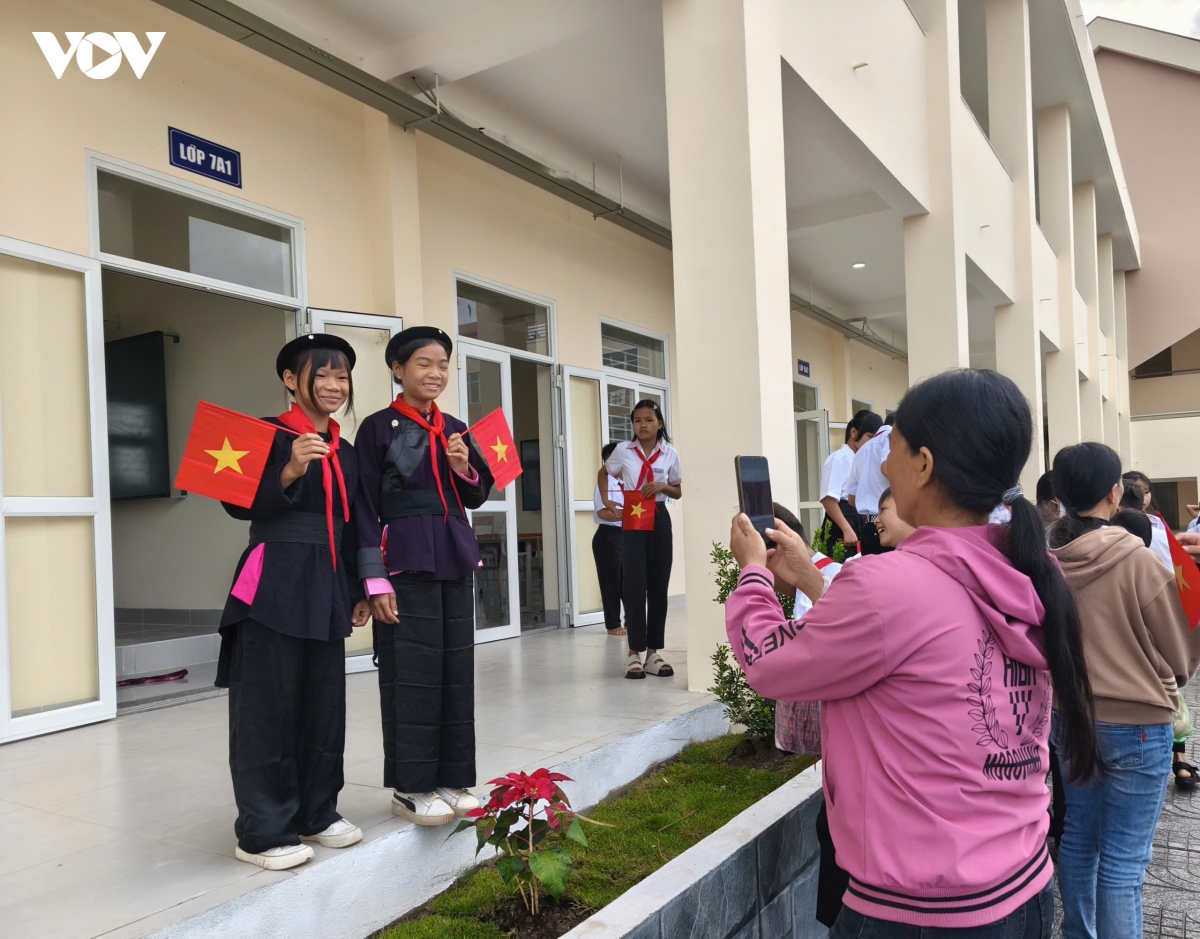 hoc sinh ca nuoc han hoan trong le khai giang nam hoc moi 2026-2027 hinh anh 187