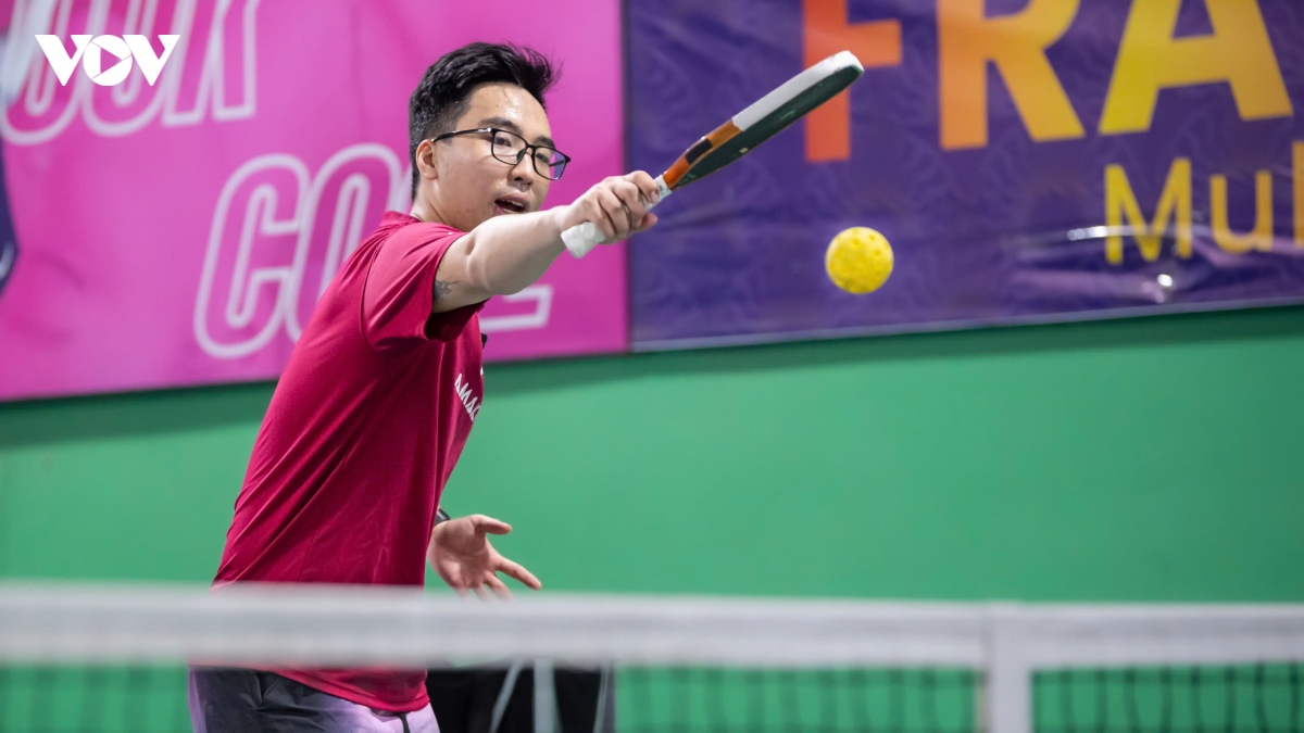 Nhập môn Pickleball: 3 điểm khác biệt của Newbie và Trình khá ở kỹ thuật Volley