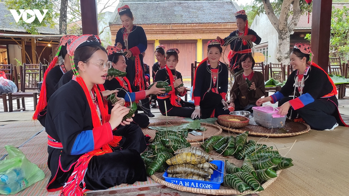 De xuat 10 nhom giai phap dot pha phat trien du lich quang ninh hinh anh 2