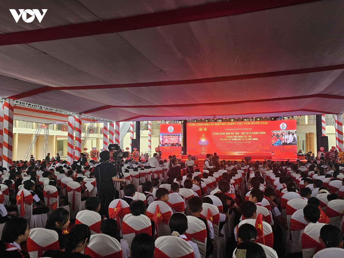 hoc sinh ca nuoc han hoan trong le khai giang nam hoc moi 2026-2027 hinh anh 33
