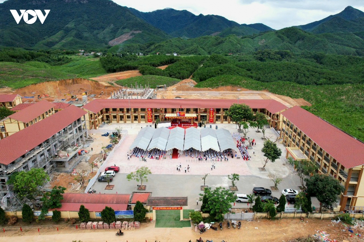 hoc sinh ca nuoc han hoan trong le khai giang nam hoc moi 2026-2027 hinh anh 286