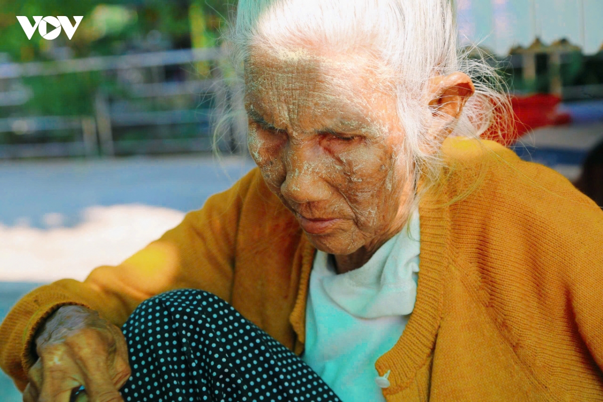 lat cat chan thuc ve cuoc song nguoi dan yangon myanmar giua long pho co hinh anh 10