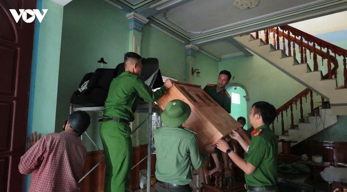 khan truong khac phuc hau qua vung ron lu kim tan thanh hoa hinh anh 6