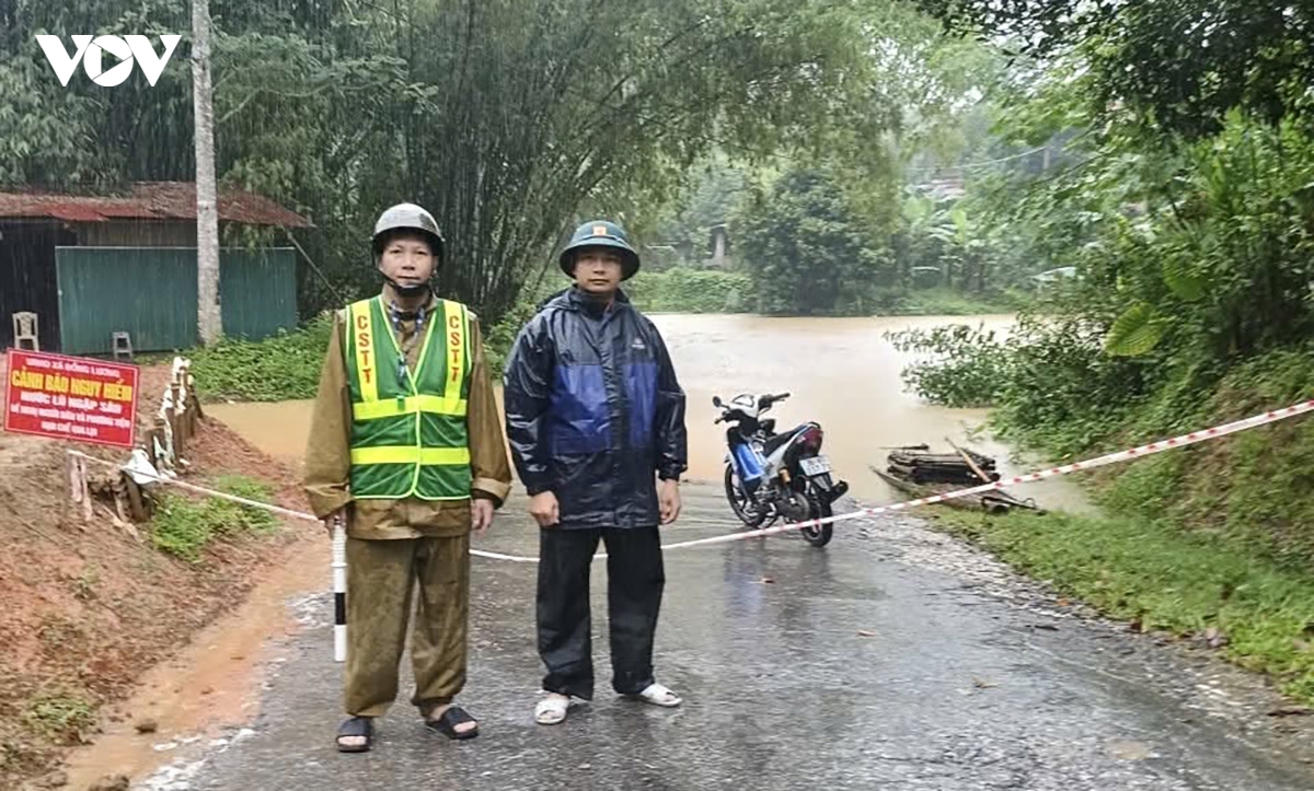 sat lo ach tac quoc lo 15c qua thanh hoa hinh anh 5