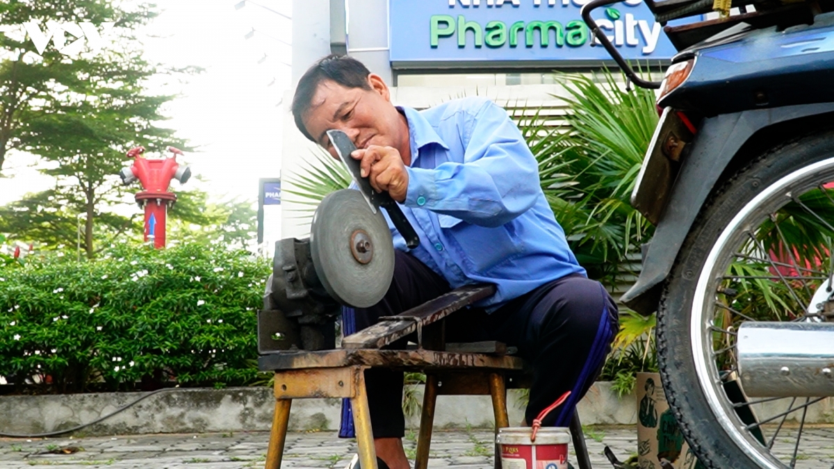 nghe mai dao dao tren pho, kiem tien trieu moi ngay hinh anh 1