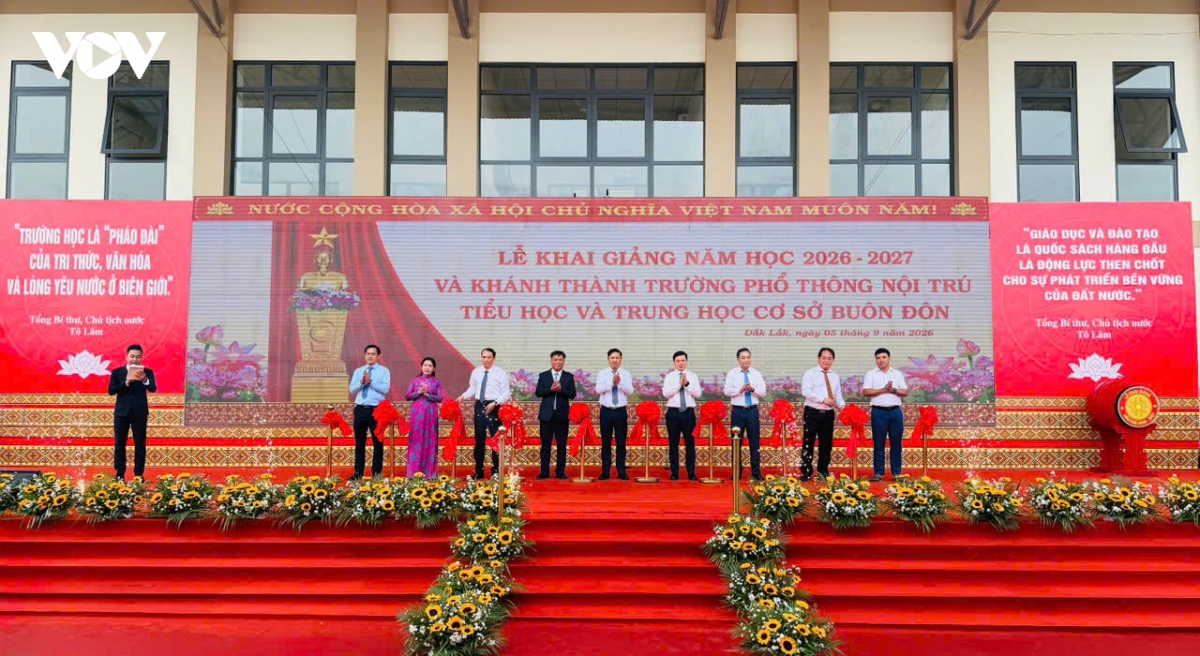 hoc sinh ca nuoc han hoan trong le khai giang nam hoc moi 2026-2027 hinh anh 279