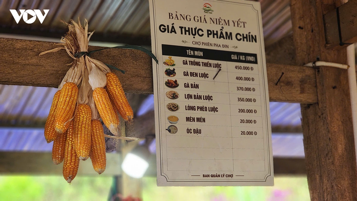nguoi son la di du lich son la hinh anh 9