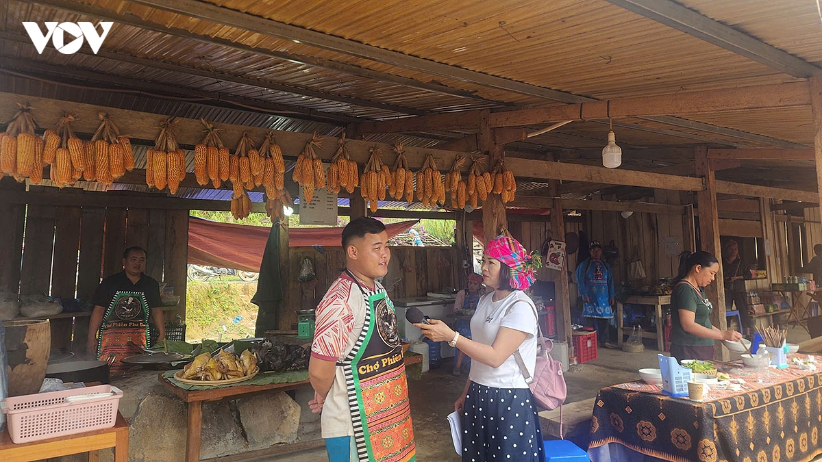 nguoi son la di du lich son la hinh anh 10
