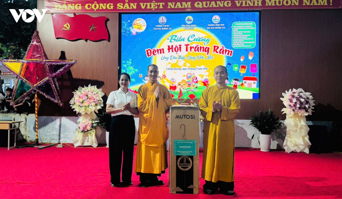 bien cuong son la mua trang tron hinh anh 4