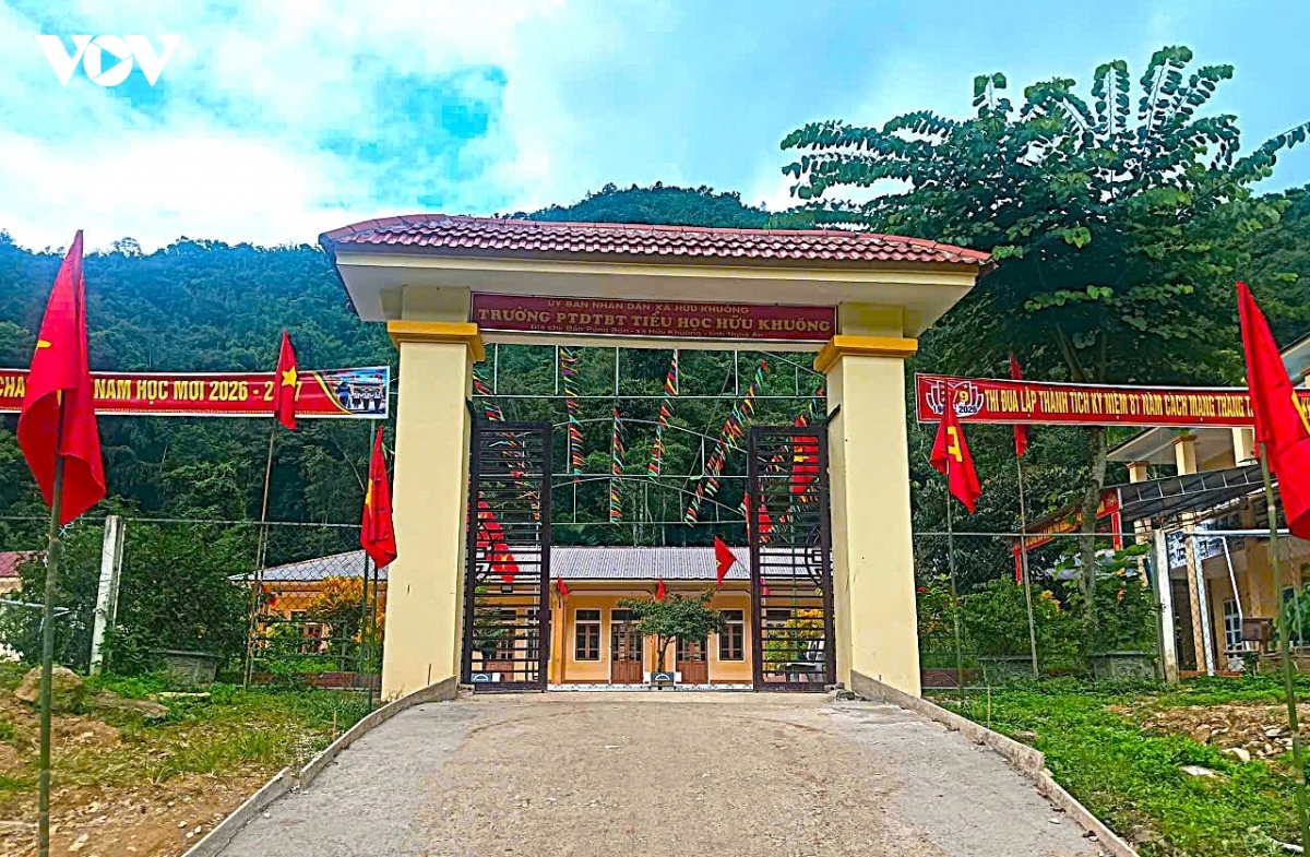 tinh yeu cau ra soat, xa mien nui nghe an giu quan diem bo nhiem hieu truong hinh anh 2