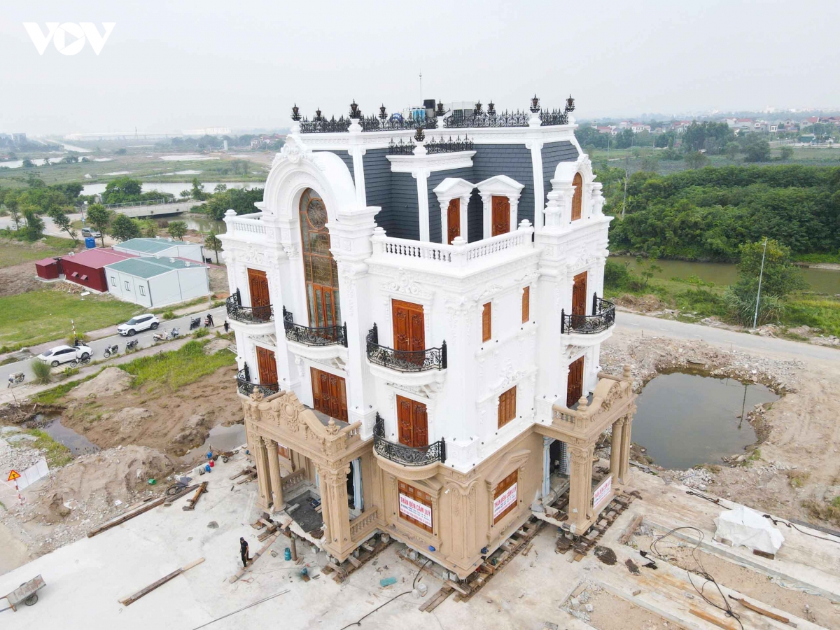 di doi biet thu 4 tang de lam duong ket noi san bay gia binh dien bien moi nhat hinh anh 12