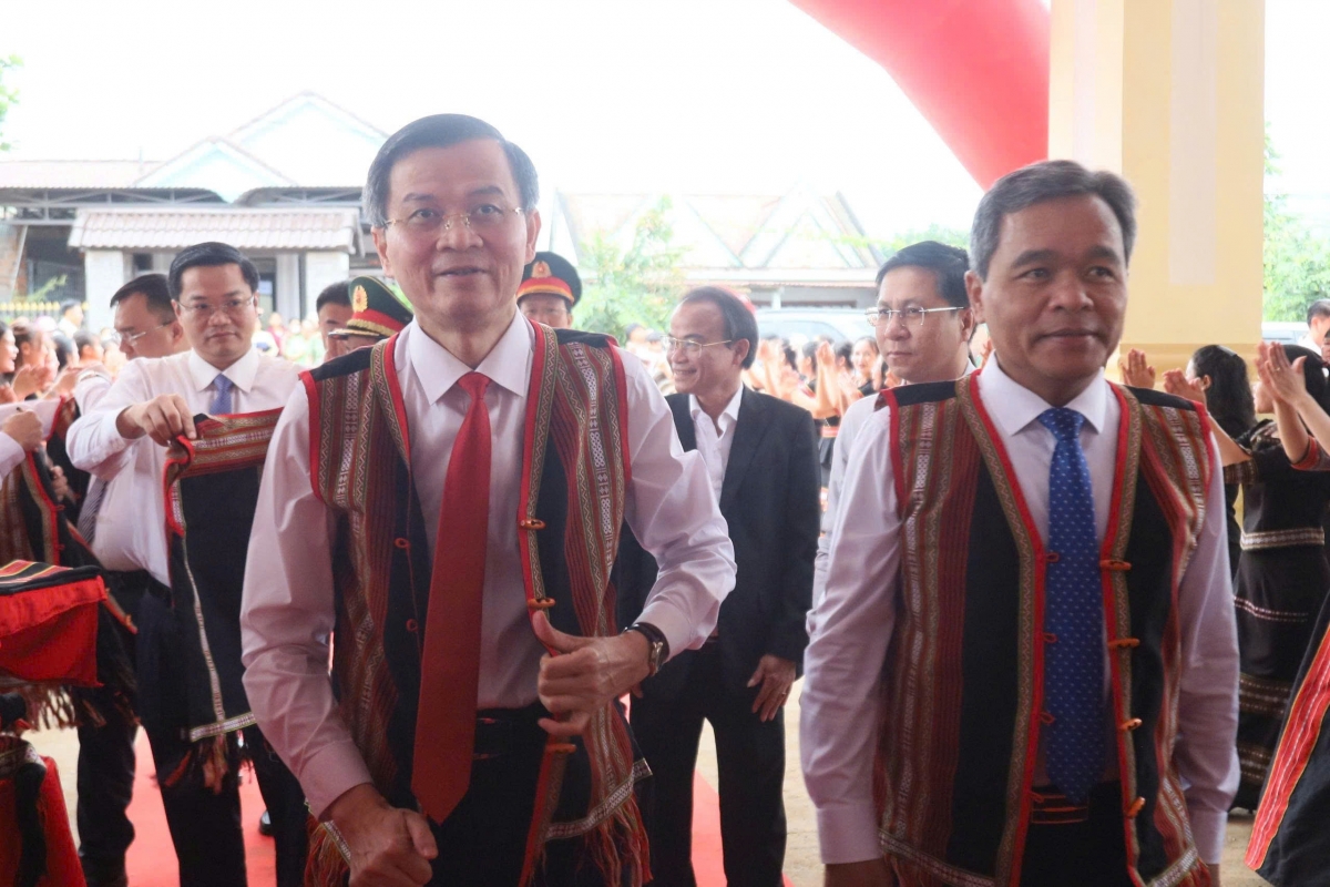 hoc sinh ca nuoc han hoan trong le khai giang nam hoc moi 2026-2027 hinh anh 113
