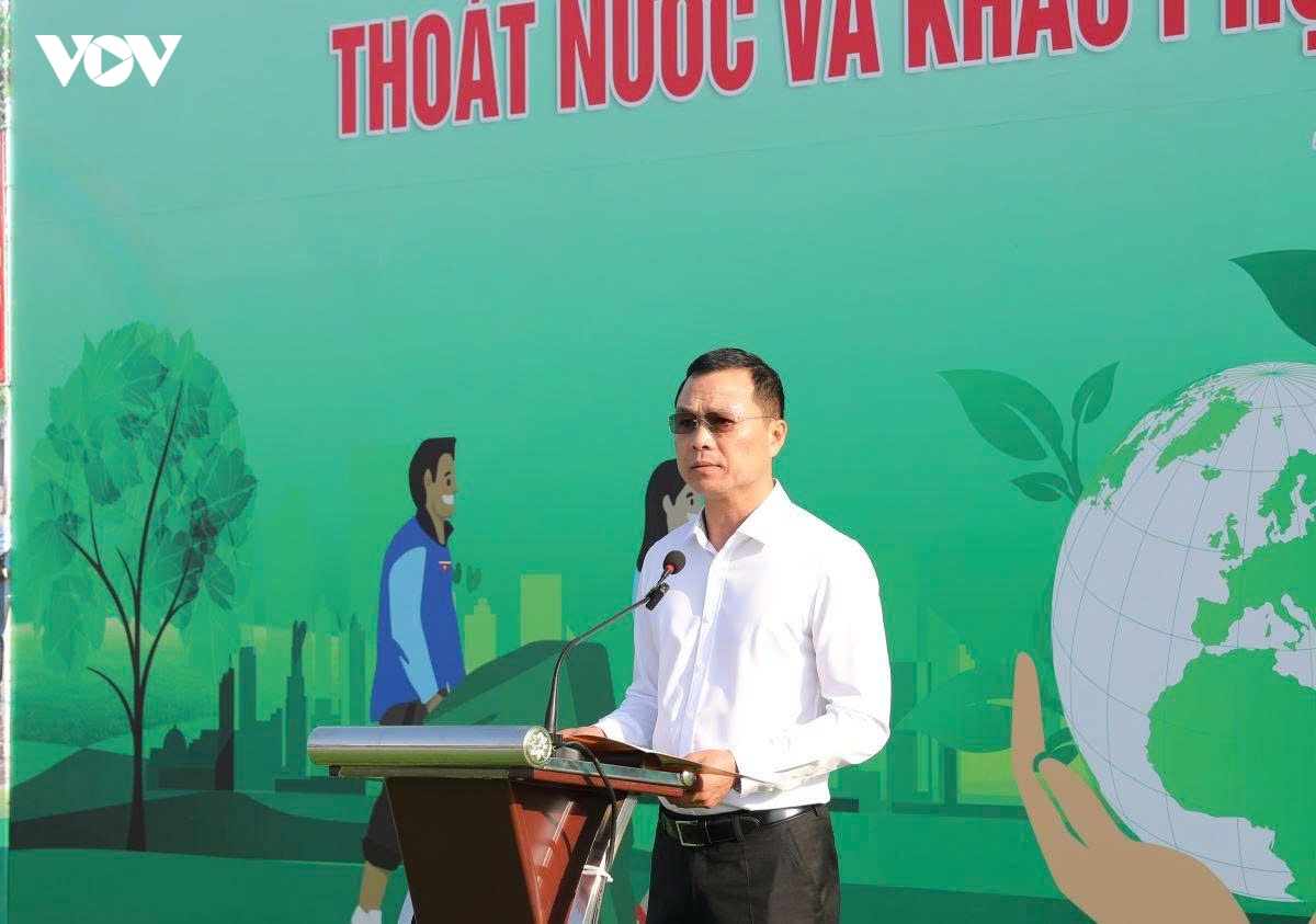 thanh hoa ra quan ve sinh moi truong, khac phuc hau qua mua lu hinh anh 1