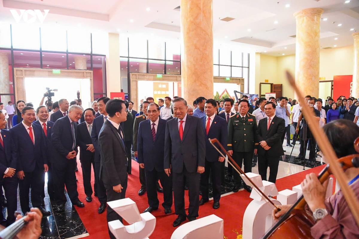 tong bi thu, chu tich nuoc to lam voi vi the moi, bac ninh ganh tren vai nhung trong trach lon hon hinh anh 2