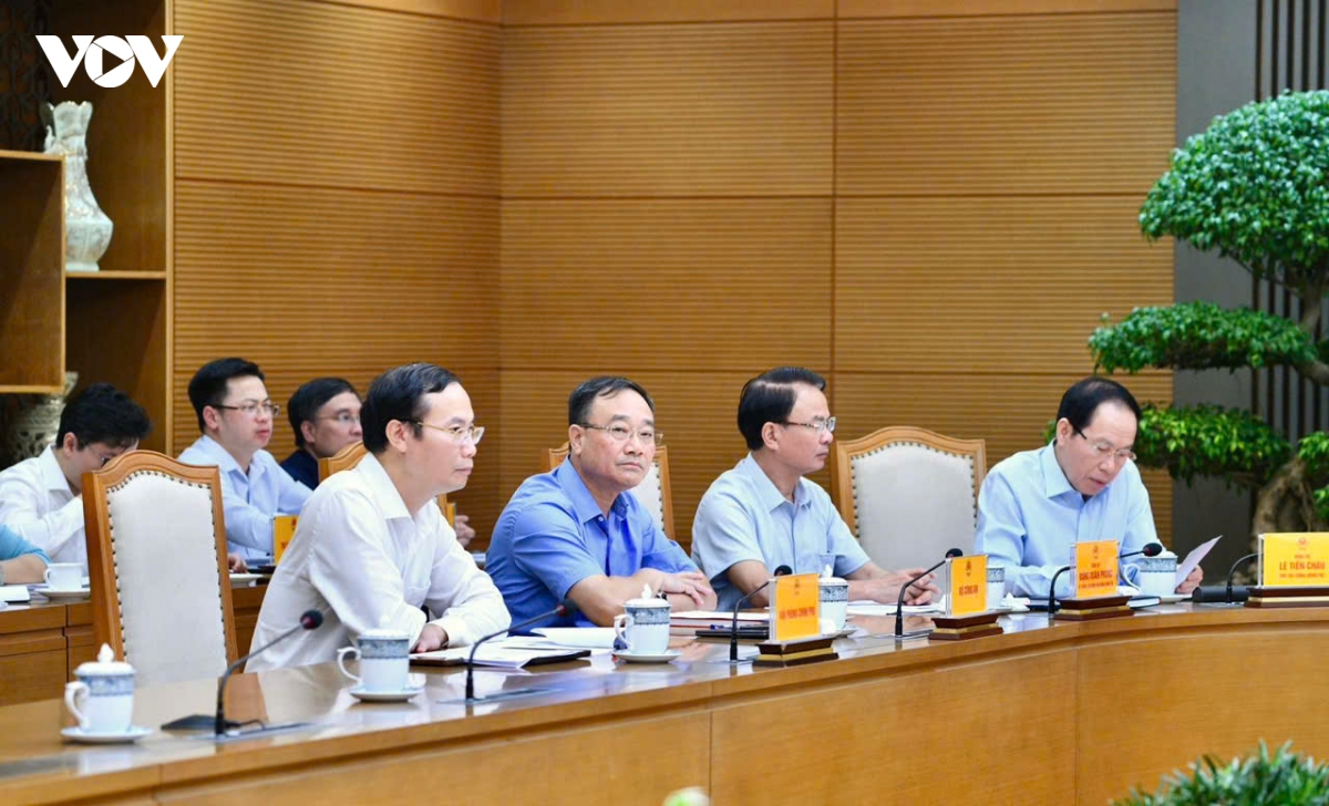 thu tuong chu tri buoi lam viec voi bo gd-Dt va cac bo, nganh co lien quan hinh anh 5