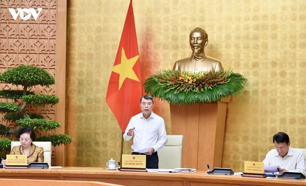 thu tuong yeu cau xu ly dut diem tinh trang thieu sach giao khoa hinh anh 1