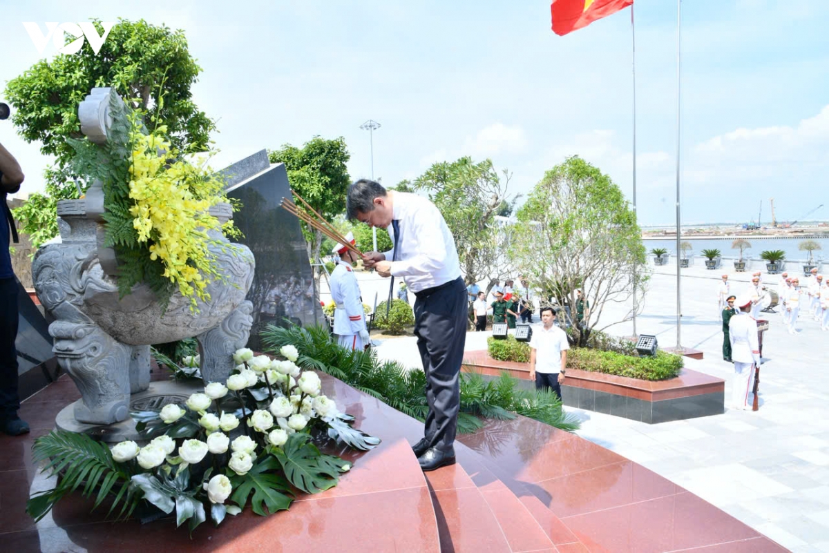 thu tuong le minh hung dang huong tai khu di tich quoc gia dac biet ben k15 hinh anh 4