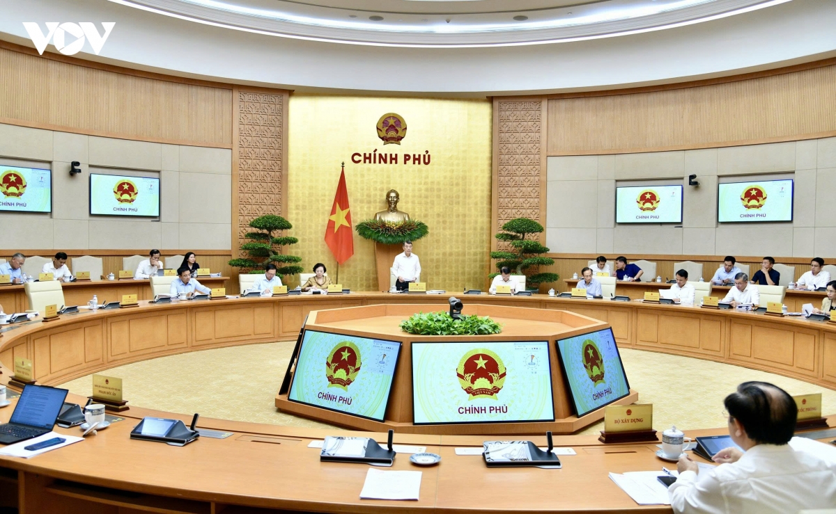 thu tuong chu tri phien hop chinh phu chuyen de ve xay dung phap luat thang 9 hinh anh 3