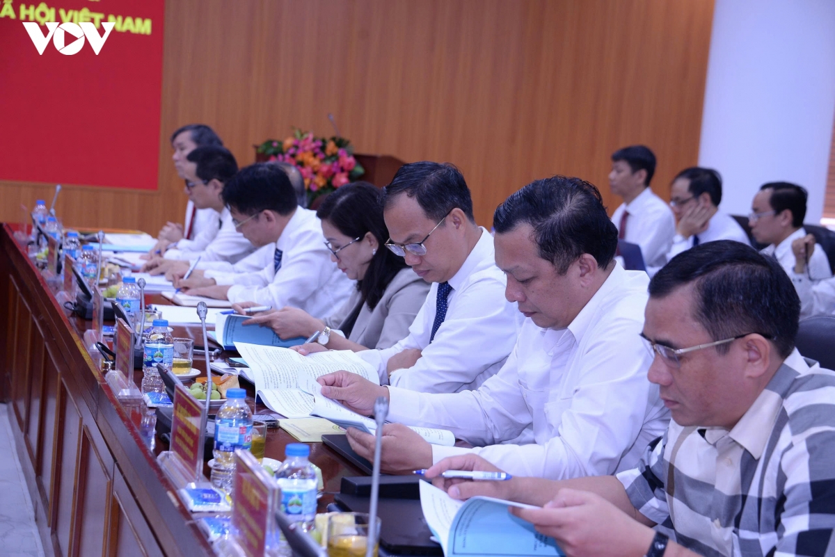 thuong truc ban bi thu lam viec voi Dang uy vien han lam khoa hoc xa hoi viet nam hinh anh 7