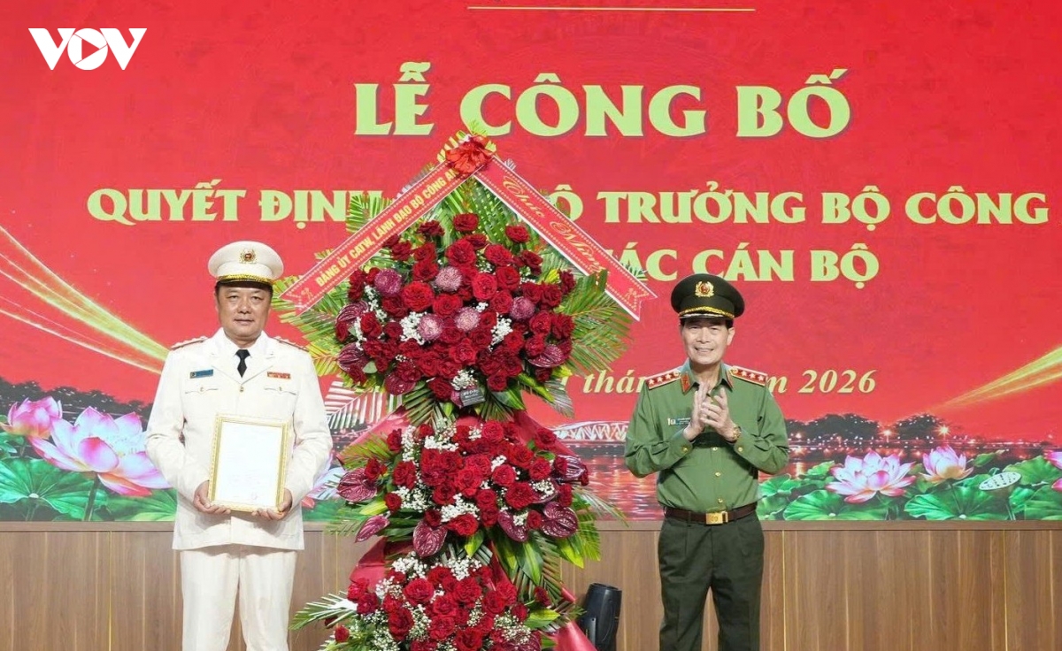 Dai ta nguyen Dinh duong lam giam doc cong an thanh pho hue hinh anh 1