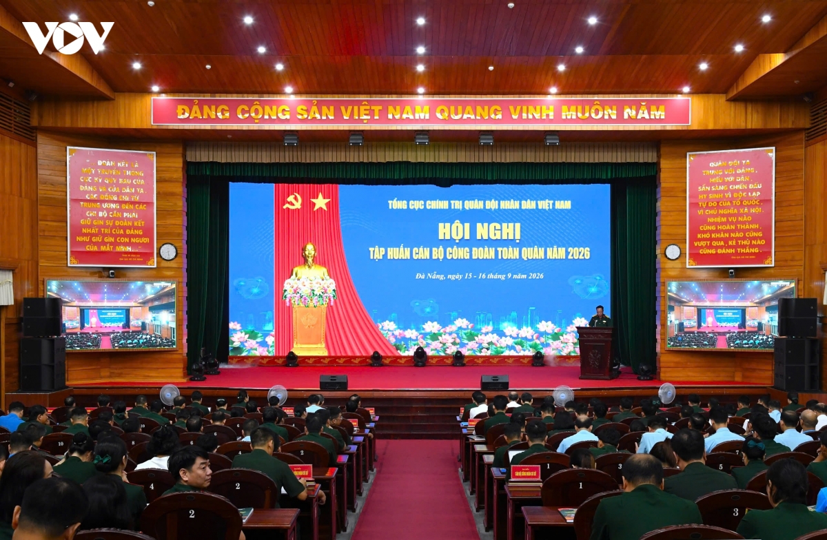Nâng cao năng lực đội ngũ cán bộ Công đoàn toàn quân