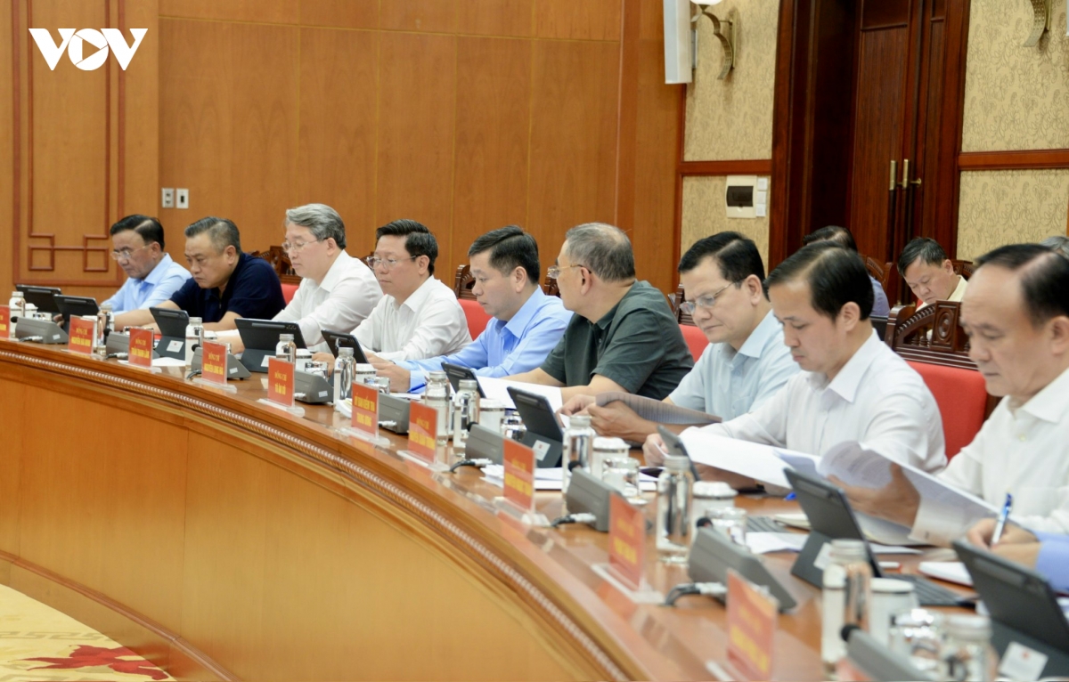tong bi thu, chu tich nuoc to lam khong chuyen co hoc noi dung nghi quyet vao dieu le Dang hinh anh 3
